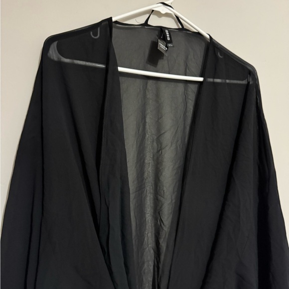 Torrid Black Shiffon Robe - Picture 6 of 6